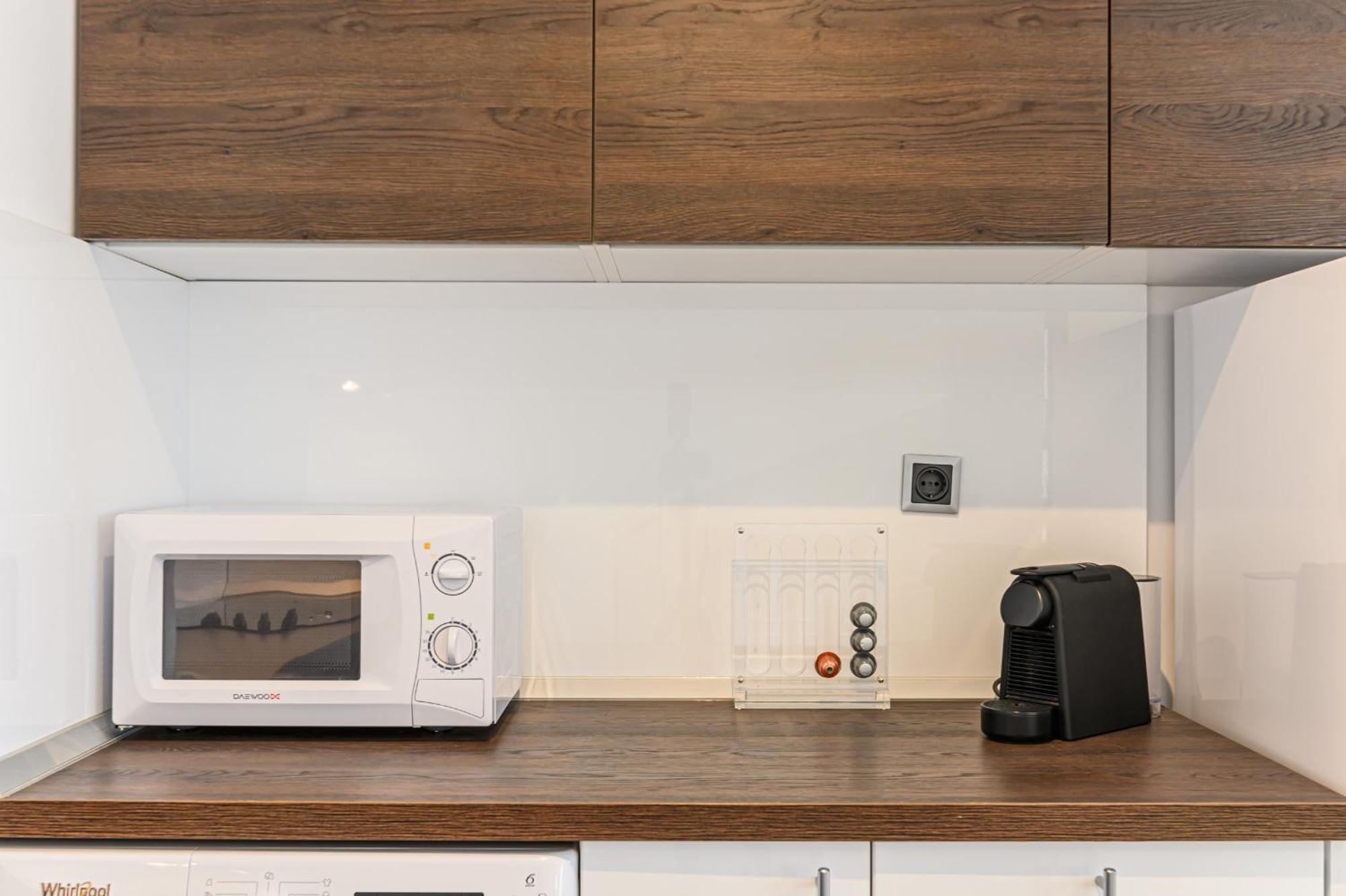 B41 Apartment โปยานาบราซอฟ ภายนอก รูปภาพ